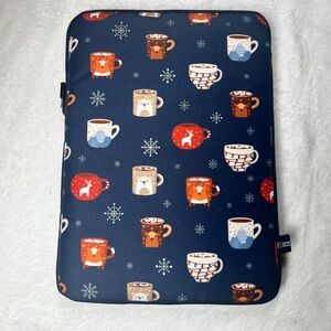 Winter Mugs Book Beau Sleeve